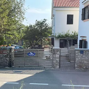 Gita Omišalj