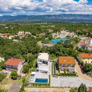 Appartments Adriatic Omisalj